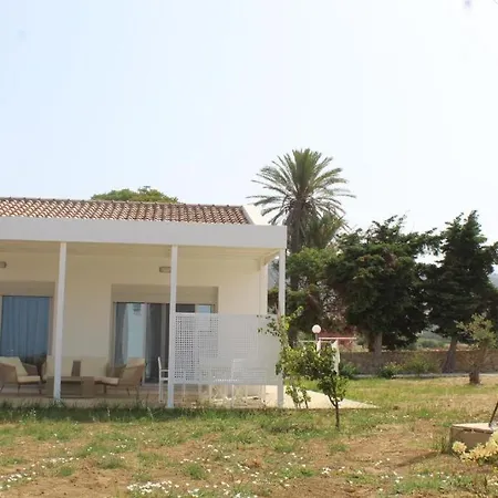 Whte One Bedroom